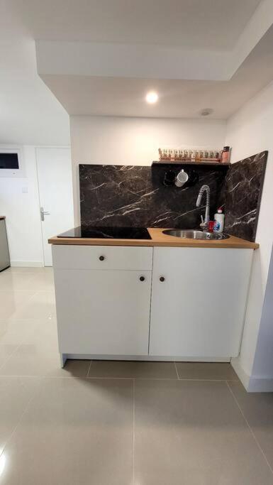 Appart 2 Chambres Avec Exterieur Cherbourg-en-Cotentin Bagian luar foto